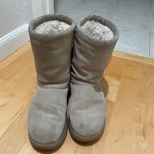 UGG boot
